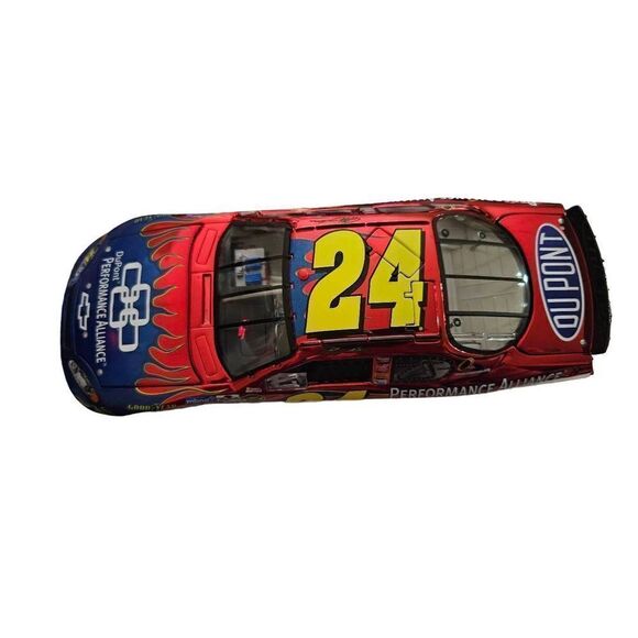 Action Jeff gordon chrome #24 Dupont performance alliance 2005 Monte carlo 1 of - Picture 1 of 15